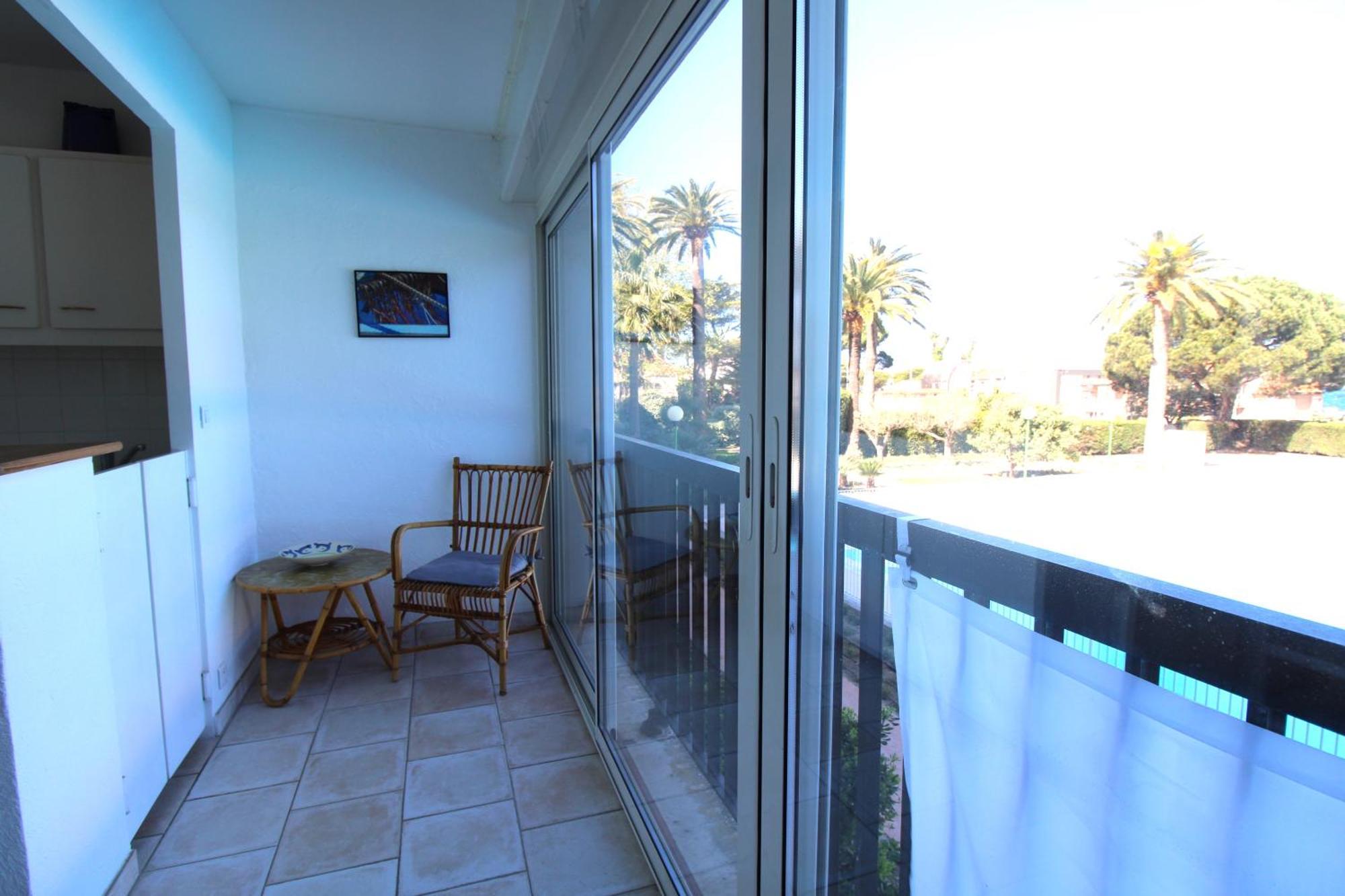 Apartamento Tropcoq - Au Coeur De St-tropez - Pour 2 Personnes *